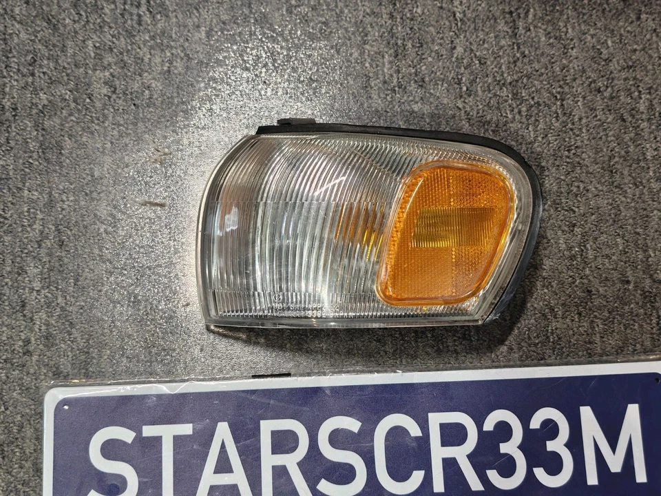 Lámpara de luz de esquina lateral del conductor Subaru Impreza 1993-2001 genuina 2,5 RS GC8 Foto 2 de 4