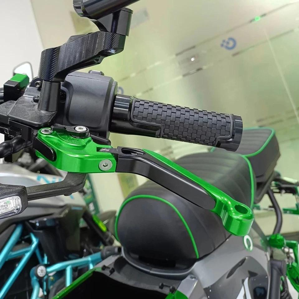 CNC Adjustable Brakes Clutch Lever For KAWASAKI Z800/E W800/SE z800 2013-2016 Foto 2 de 4