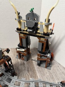 LEGO Indiana Jones: The Temple of Doom (7199)