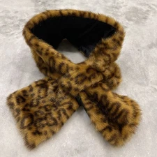Leopard Print Faux Fur One Size New No Tags Loop Closure