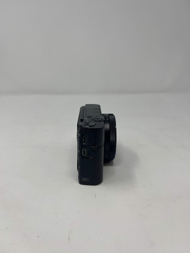 Sony DSC-RX100 20.2MP Digital SLR DSLR Camera - Picture 2 of 6