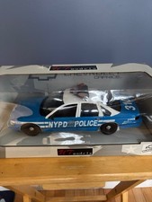 UT Models 1/18 1996 Chevrolet Caprice NYPD Sector / Patrol Car