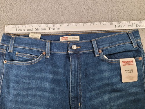 Signature Levi Women Heritage High Rise Straight Jeans Sz 18 W34 (W36xL25) - Picture 4 of 10