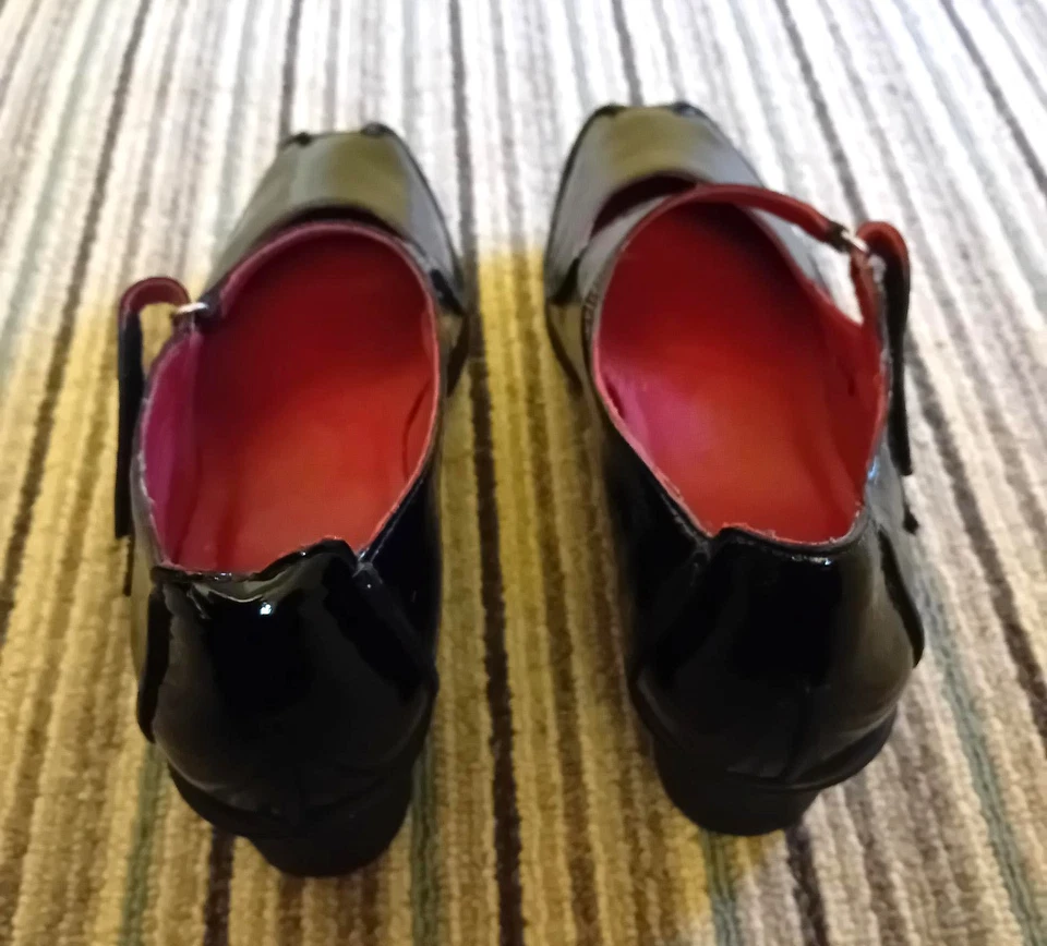 Clarks Active Air Ladies Shoes  - Black Patent Leather - Size 7.5UK - vgc - Image 2 of 4