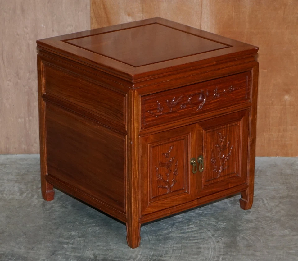 PAR DE LÁMPARAS LATERALES ORIENTALES DE TECA MESAS DE VINO CAJONES CON PÁJAROS Y FLORES Foto 2 de 4