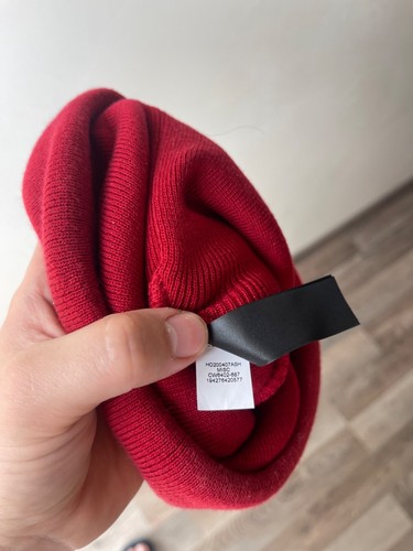 jordan brand beanie red hat metal gold logo - Picture 4 of 4