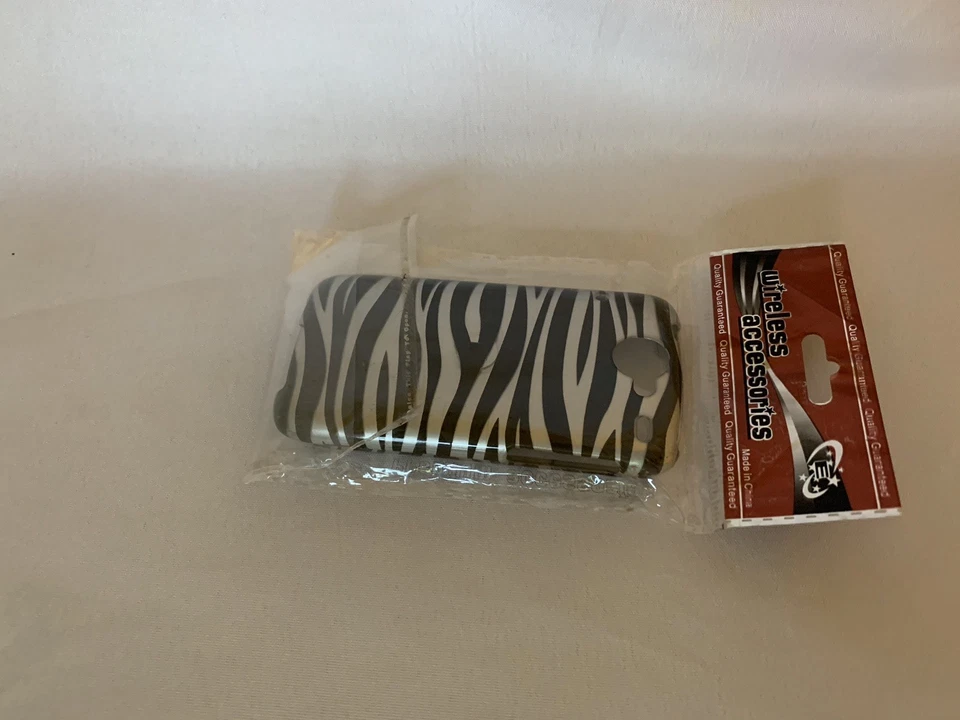 Zebra Striped Hard Case Cover for HTC Nexus One  - Image 2 of 4