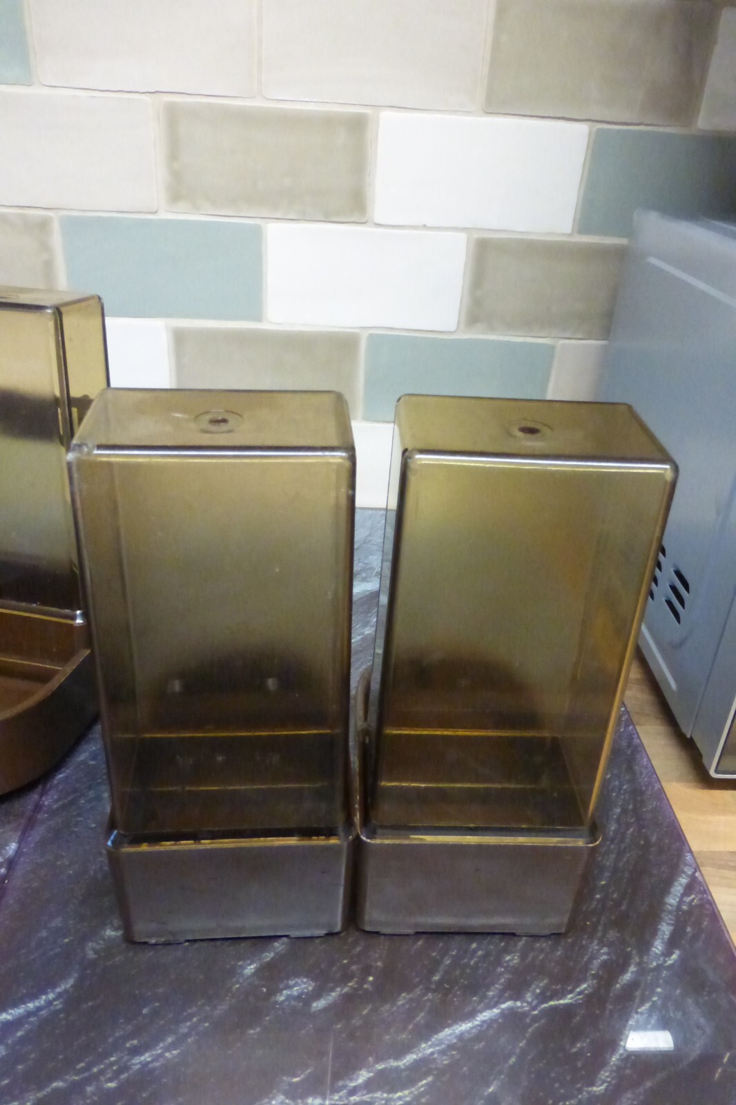 Job Lot Bird Parrot Parakeet Cockatiel Brown Plastic Food Water