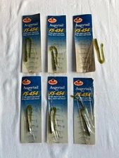 6 Vintage Mann’s Augertail With FS-454 Fishing Worm Lures, Green