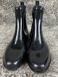 strappy peep toe booties