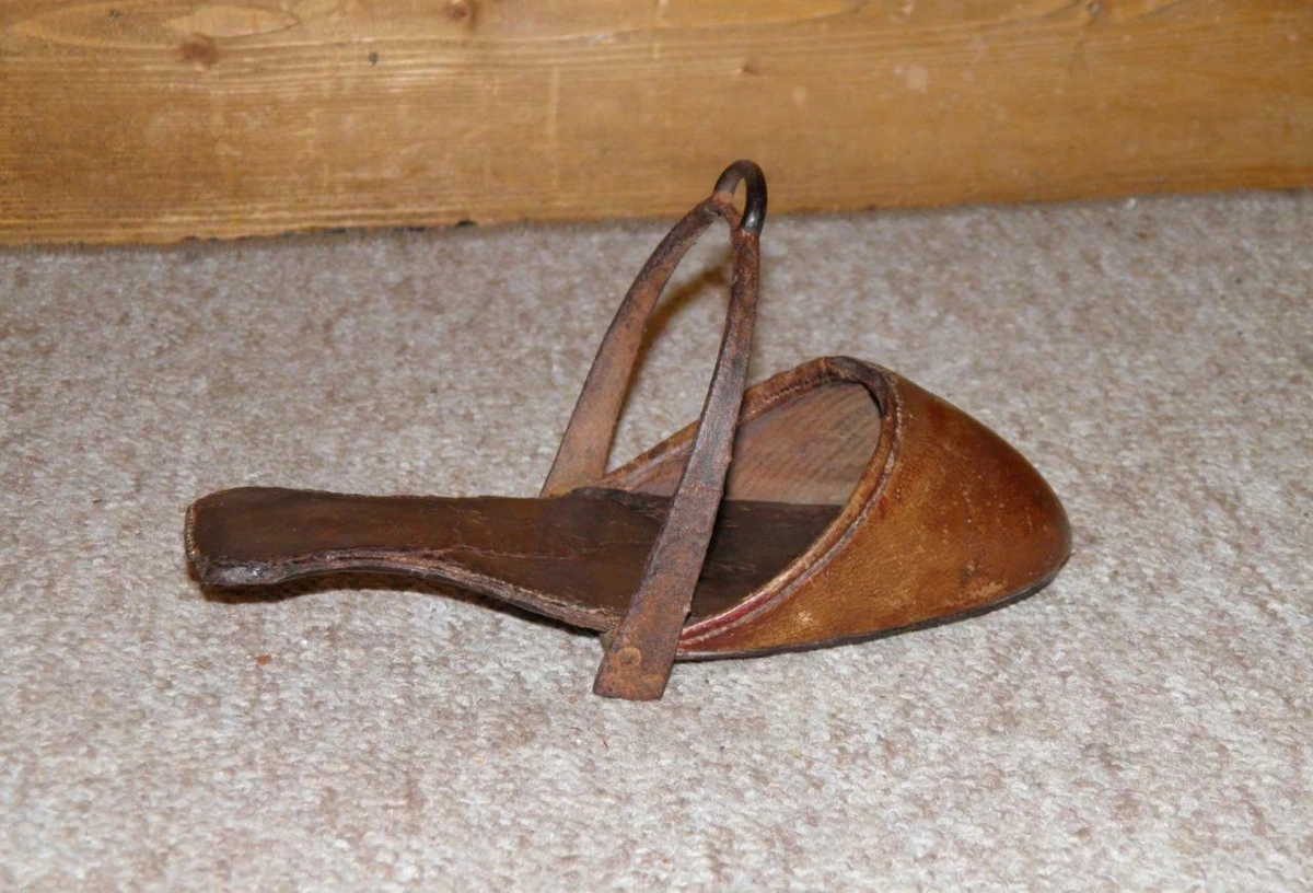 Side saddle sale shoes