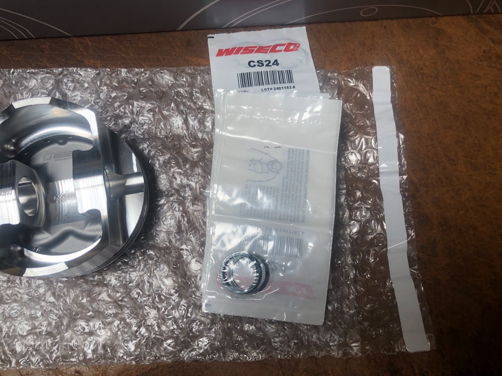 Wiseco Dish Pistons 4.030 Chevy Small Block LS 6.0L LS2 LS6 LQ4