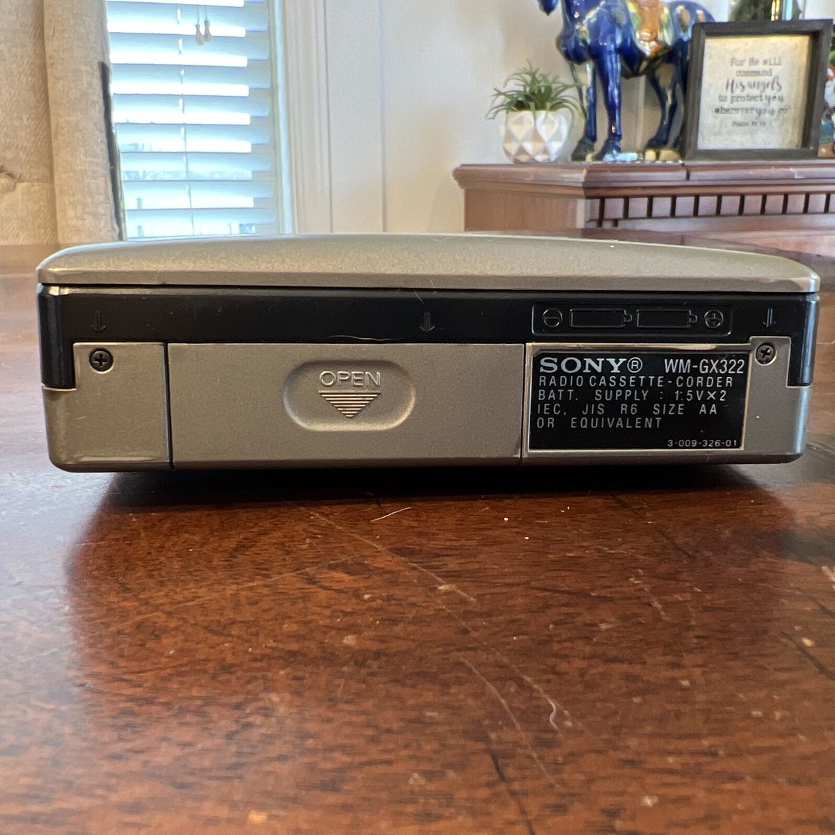 SONY Walkman WM-GX322 Radio Cassette Recorder & Case Radio
