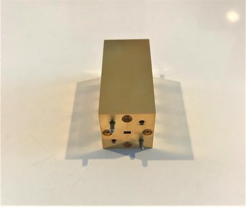 WR-10 Waveguide High Pass Filter 90 GHz Gold Plated - Picture 3 of 3