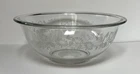 Vintage Pyrex #325 Colonial Mist 2.5L Mixing Bowl - Clear w/ White Daisy Pattern