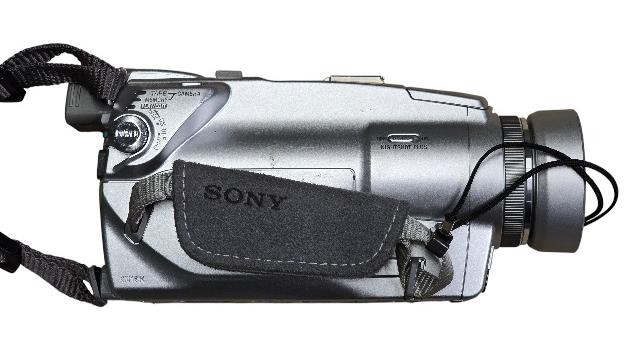 SONY HANDYCAM miniDVビデオカメラ DCR-PC1 ⑧ Sony Handycam DCR-HC85 Mini DV Camcorder for sale online | eBay