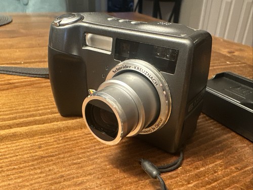 Kodak EasyShare DX7630 6.1MP Digital Camera w/Battery Charger 2GB SD card - Picture 16 of 17