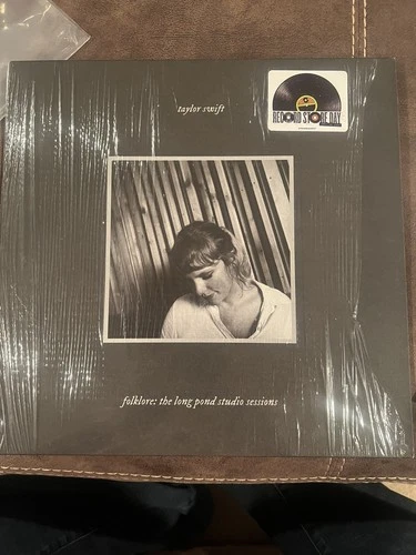 Taylor Swift Folklore: The Long Pond Studio Sessions RSD EXCLUSIVE Vinyl LP RARE