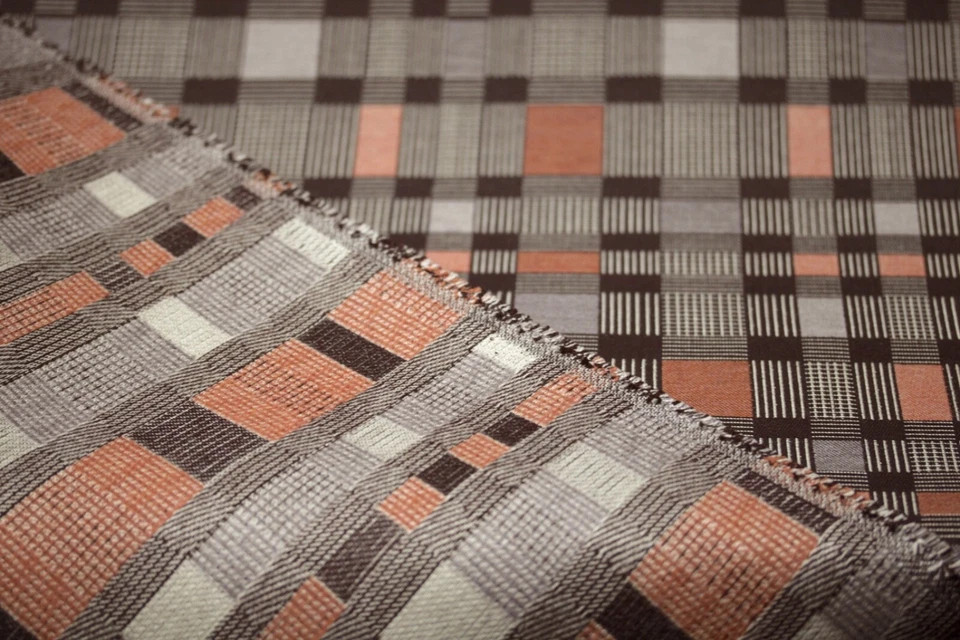 SOMBRILLA TAPICERÍA TELA REPELENTE DE MANCHAS AL AGUA 55" ANCHO RUBIX-33 ARÁNDANO Foto 2 de 4