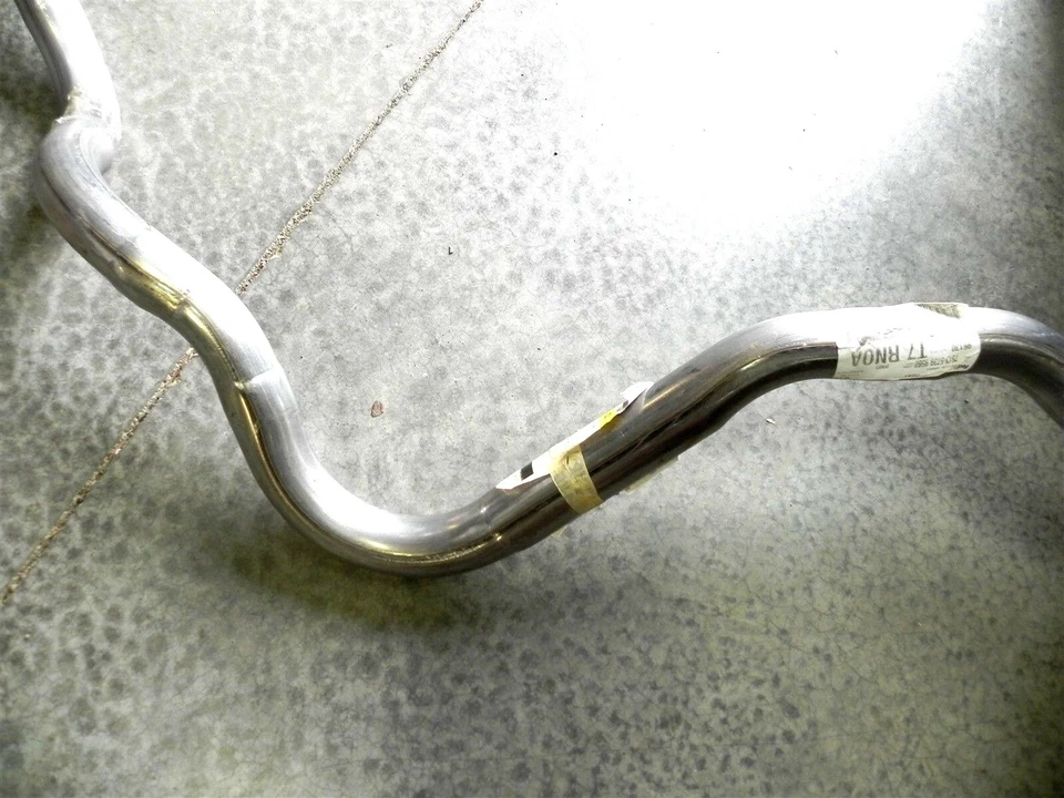 GM#22552916 TUBO DE ESCAPE NOS 2,3 L 1992 PONTIAC GRAND AM OLDSMOBILE CUTLASS Foto 3 de 4