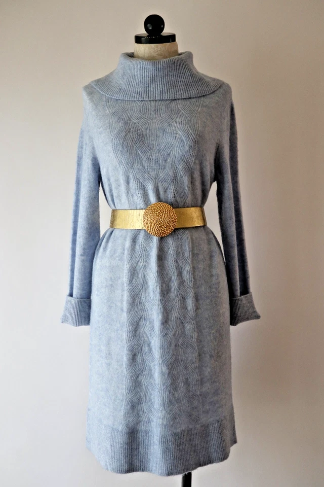 Vestido Suéter Suave Banana Republic Azul Pastel Tejido con Cable Cuello Alto Mujeres PM Foto 3 de 4