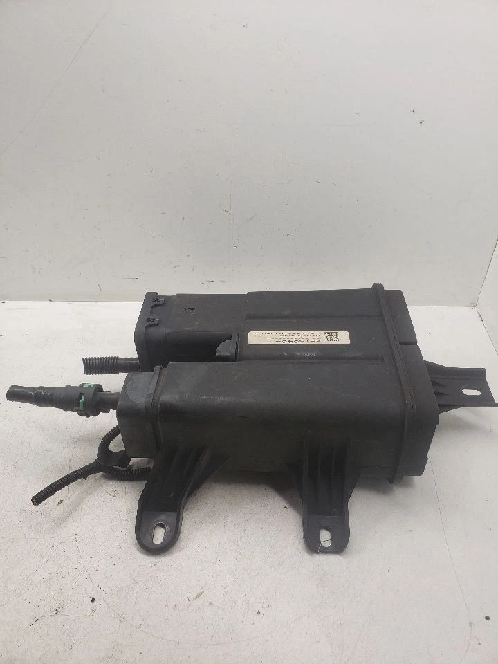 Bote de vapor de combustible EQUINOX 2014 1422103 Foto 2 de 4