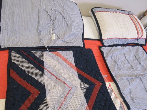 Pottery Barn kids Pacific Surf Bedding set, Full/Queen - 4 Pillow covers & Quilt - Picture 3 of 11