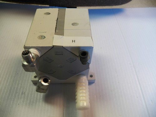 SMC PROCESS PUMP PA2210-03N PA221003N 0.2-0.7 MPa - Picture 3 of 6