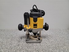 DEWALT DW621 2-HP Plunge Router - Black/Yellow