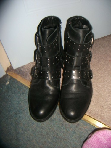 CLARKS 3 BUCKLE BLACK BOOTS SIZE 5 | eBay