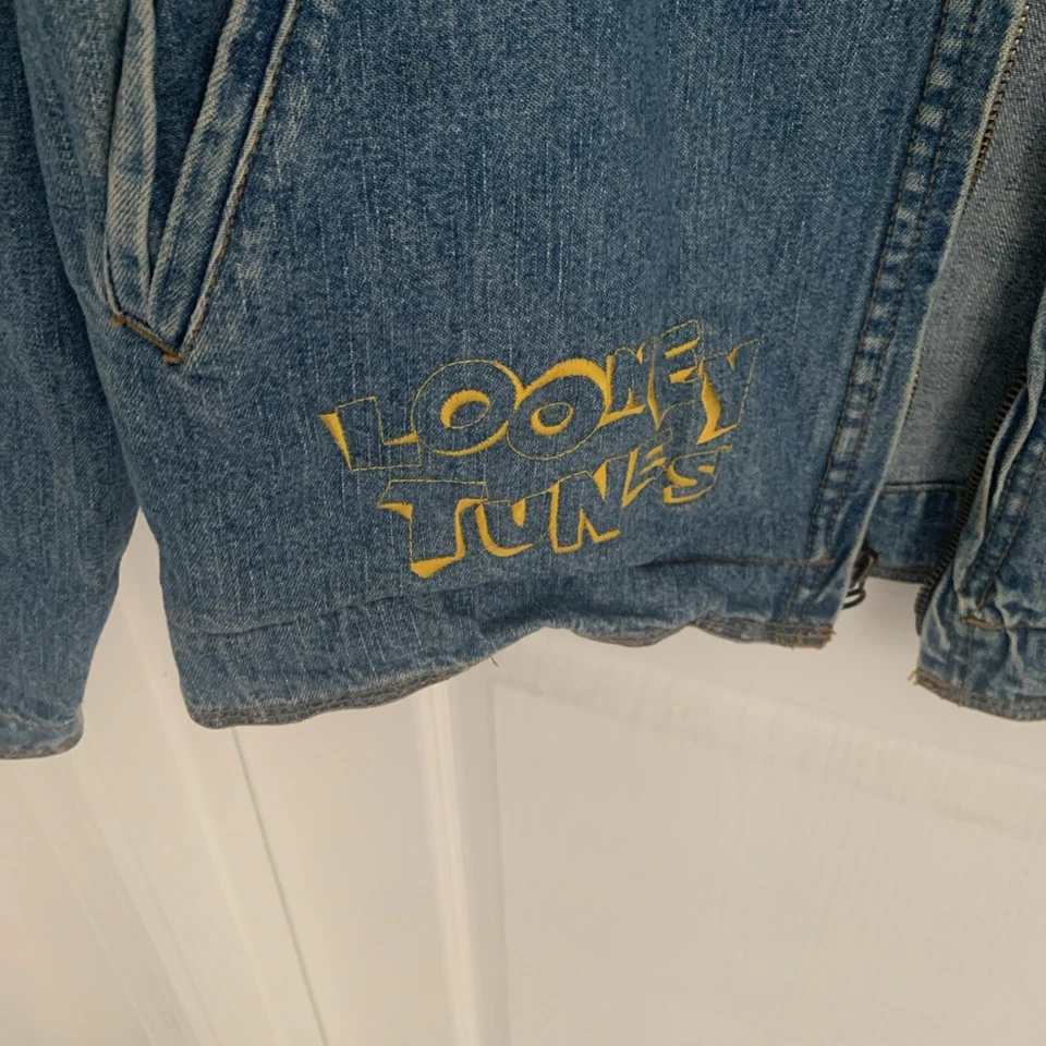 Jaqueta jeans Looney Tunes Mirage insetos coelho diabo da Tasmânia vintage autêntica - Imagem 4 de 4