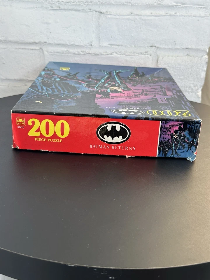 Batman Returns 1992 DC Toy  Puzzle Catwoman 200 Piece Puzzle - Image 3 of 4