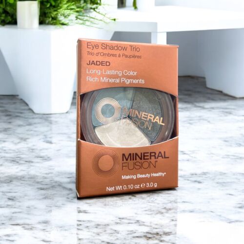 NEW MINERAL FUSION, EYE SHADOW TRIO, JADED 0 .1 OZ Silky Hypoallergenic