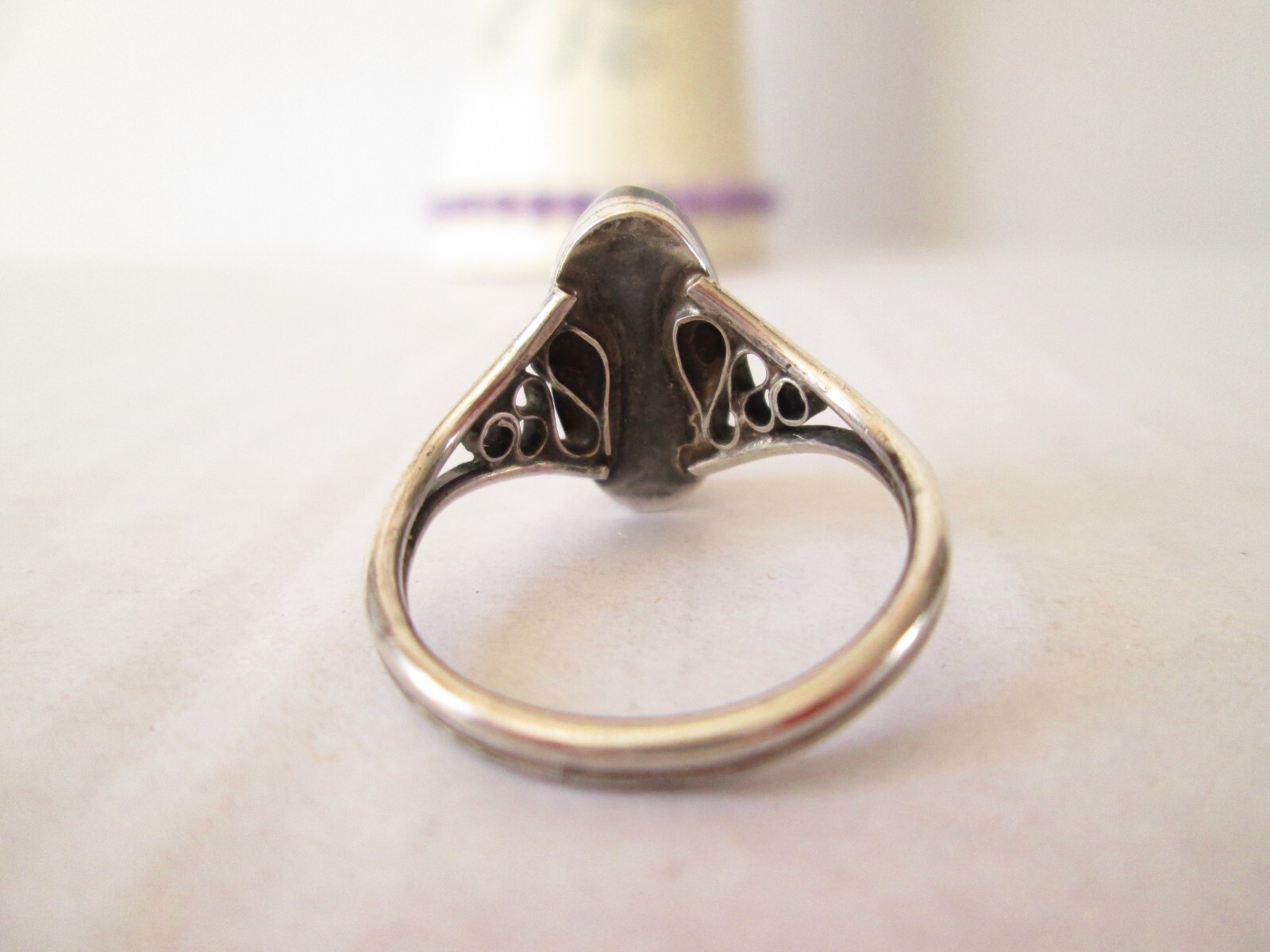 Vintage Sterling Malachite Ring with Beautiful Sc… - image 4