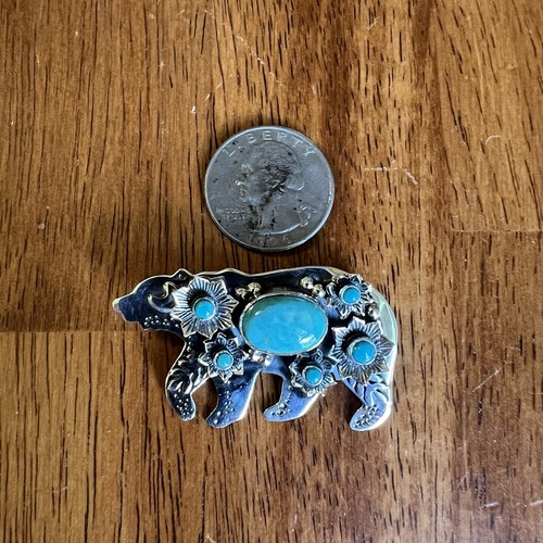 925 Sterling Silver Kingman Turquoise Bear Pendant w/ Floral Details - Picture 9 of 11