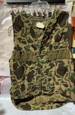 Vintage 70s Black Sheep Duck Camo Hunting Vest / Size L/ Made in Japan