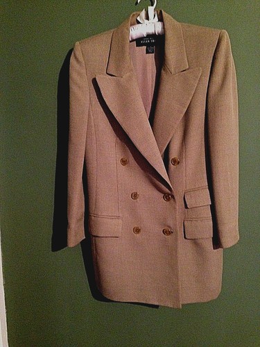 Petite: Ellen Tracy Gold and Black Houndstooth Blazer, Sz 2P, Linda Allard des. - Picture 5 of 7