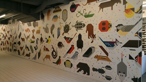 DESIGNTEX MURAL WALLPAPER 60” x 744” 34.4 Yards - Picture 3 of 3