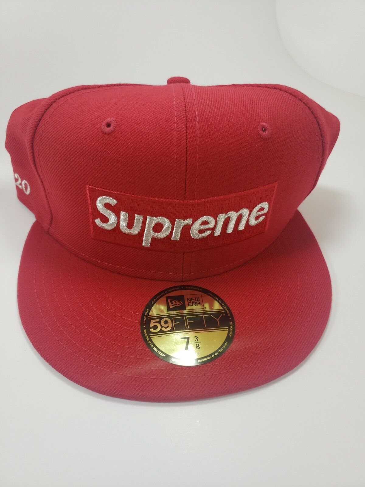 Supreme Box Logo New Era 7 3/8 $1M Metallic SS20H21