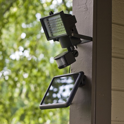 1150 Lumens Sensor Security Flood Solar Lights 16 White LEDs, Best Brightness! - Picture 3 of 6