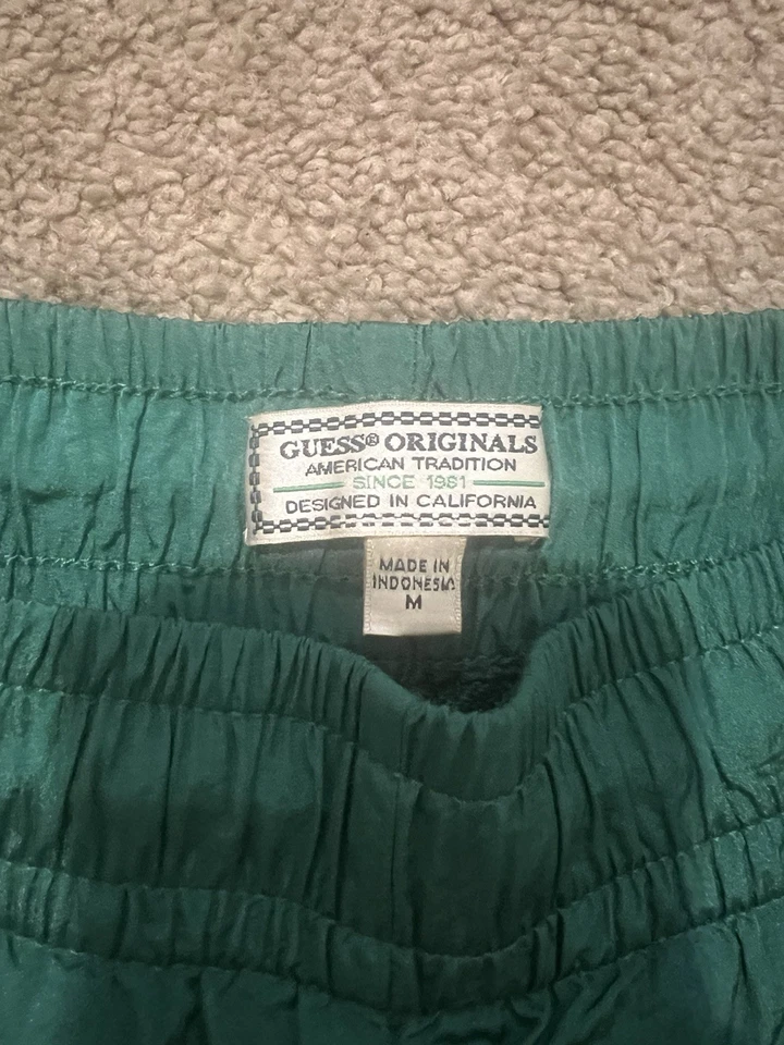 Guess jeans usa satin green retro 90s style shorts mens size medium - Image 3 of 3