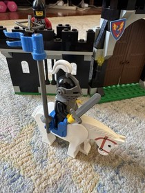 LEGO 6059 LegoLand Castle Knight's Stronghold Near Complete Box & Instructions