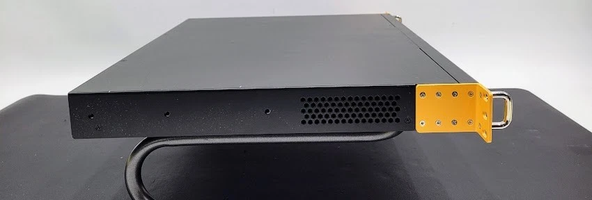 Equilibrador de carga Kemp Technologies LoadMaster 2600 - NSA3130-LM2600 Foto 3 de 4