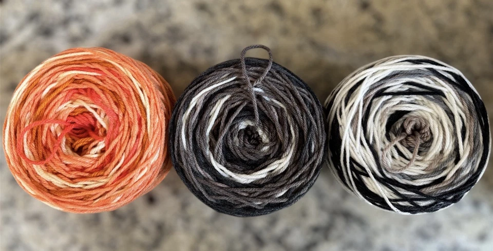 Lot of Yarn. 12 Cakes. Red Heart Yarn. - Image 4 of 4