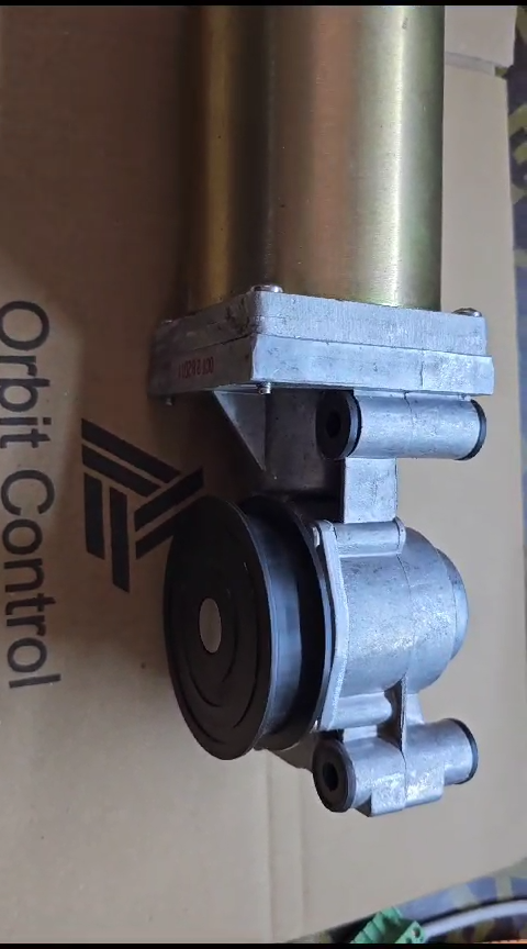 モータートルネードサーバー TCS398 Standard Torque Converter Clutch Solenoid New for Town and