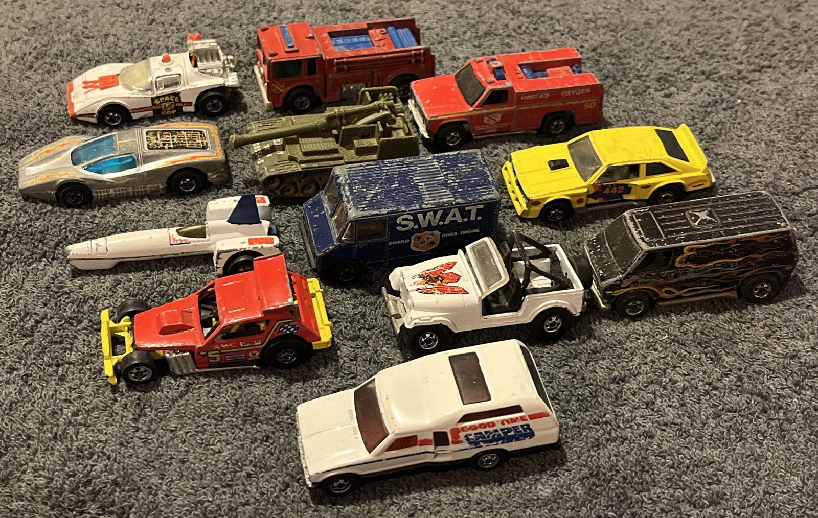 Lot of 12 Vintage Assorted Hot Wheels DieCast Cars eBay