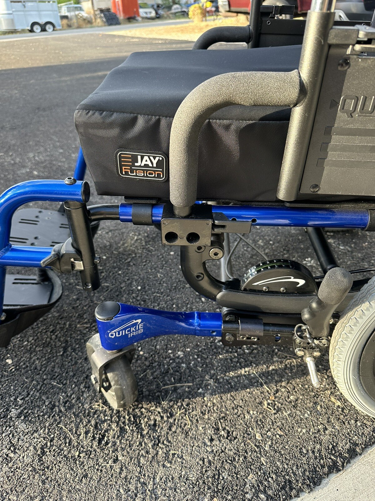 Quickie Zippie Iris Tilting Wheelchair W/Jay 3 Seat Excellent Condition