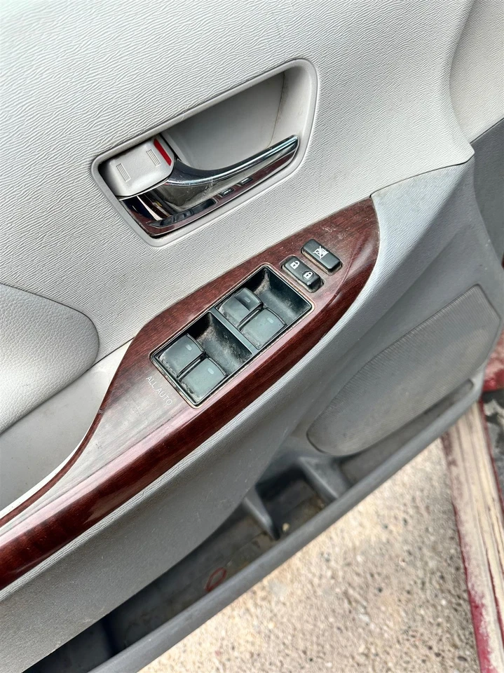 Alternador usado se adapta a: Toyota Sienna 2012 150 amperios grado A Foto 4 de 4