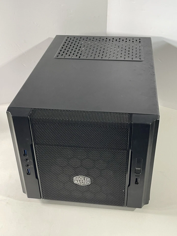 Cooler Master Elite 130 Mini Tower Gehäuse - Schwarz