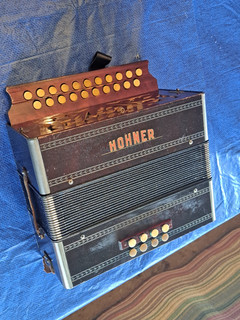Fisarmonica vintage HOHNER Vienna Squeeze Box made in Germany con custodia come da foto!